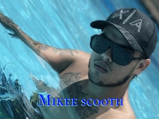 Mikee_scooth