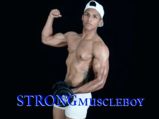 STRONGmuscleboy