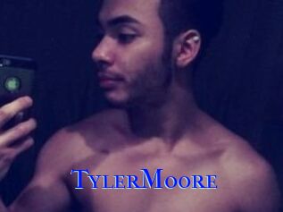 Tyler_Moore